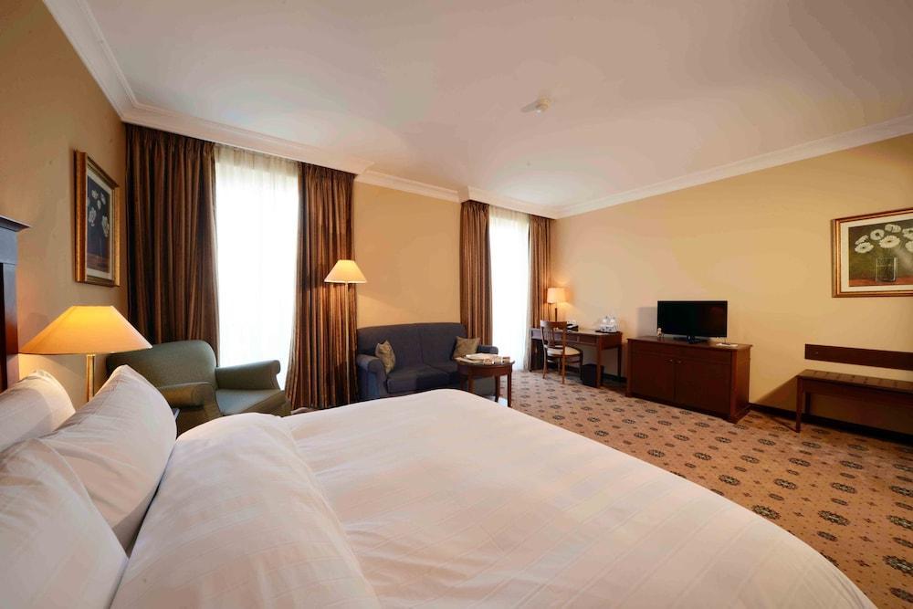 Lotte City Hotels Tashkent Palace Kültér fotó