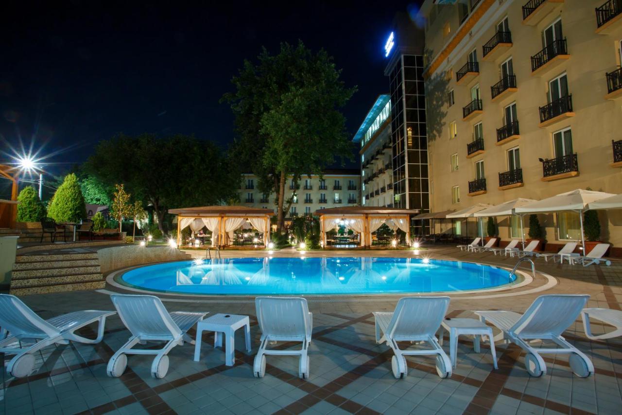 Lotte City Hotels Tashkent Palace Kültér fotó