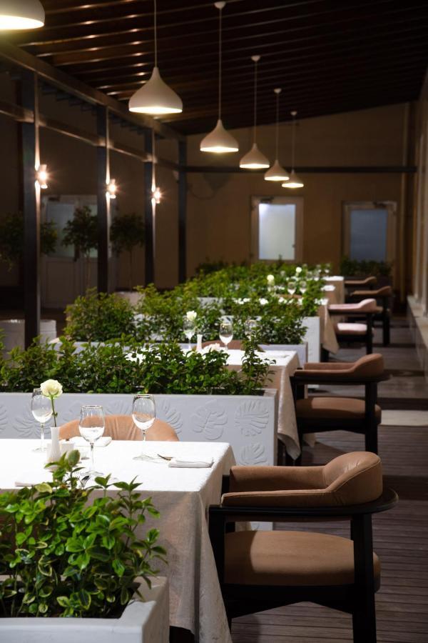 Lotte City Hotels Tashkent Palace Kültér fotó