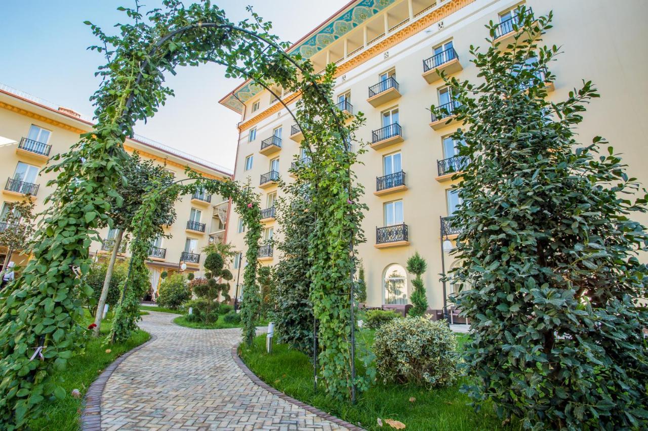 Lotte City Hotels Tashkent Palace Kültér fotó