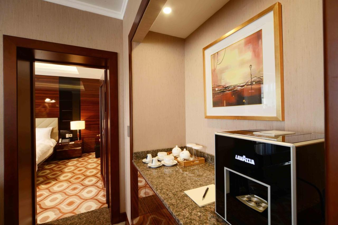 Lotte City Hotels Tashkent Palace Kültér fotó